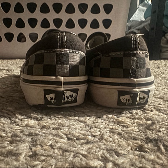 Youth 1.5 Vans Gray and Black Checkered Slip On Shoes - Picture 2 of 3